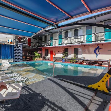 Hotel Capitanos Darwin Exteriér fotografie