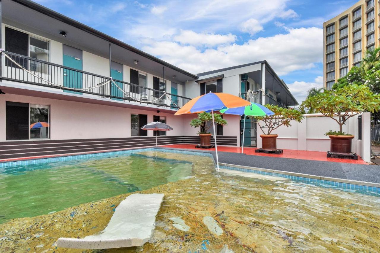Hotel Capitanos Darwin Exteriér fotografie