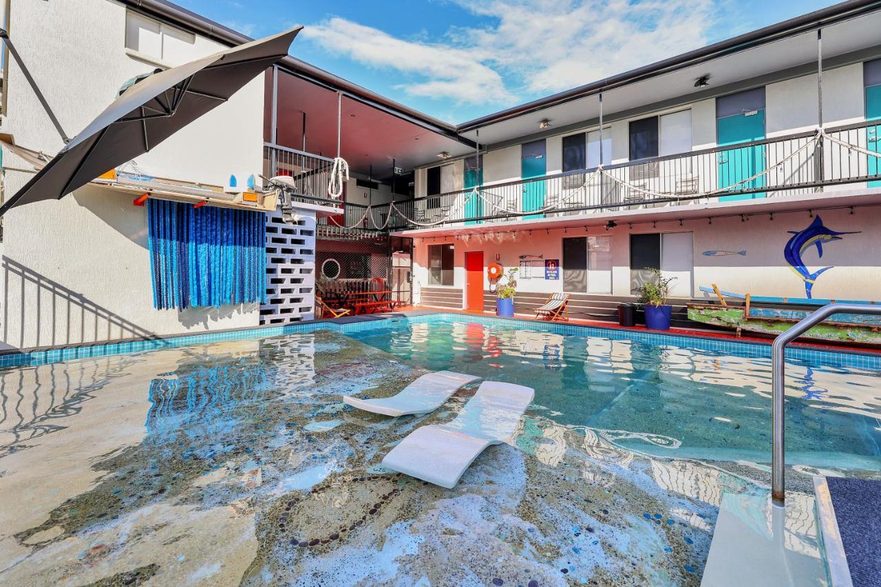 Hotel Capitanos Darwin Exteriér fotografie