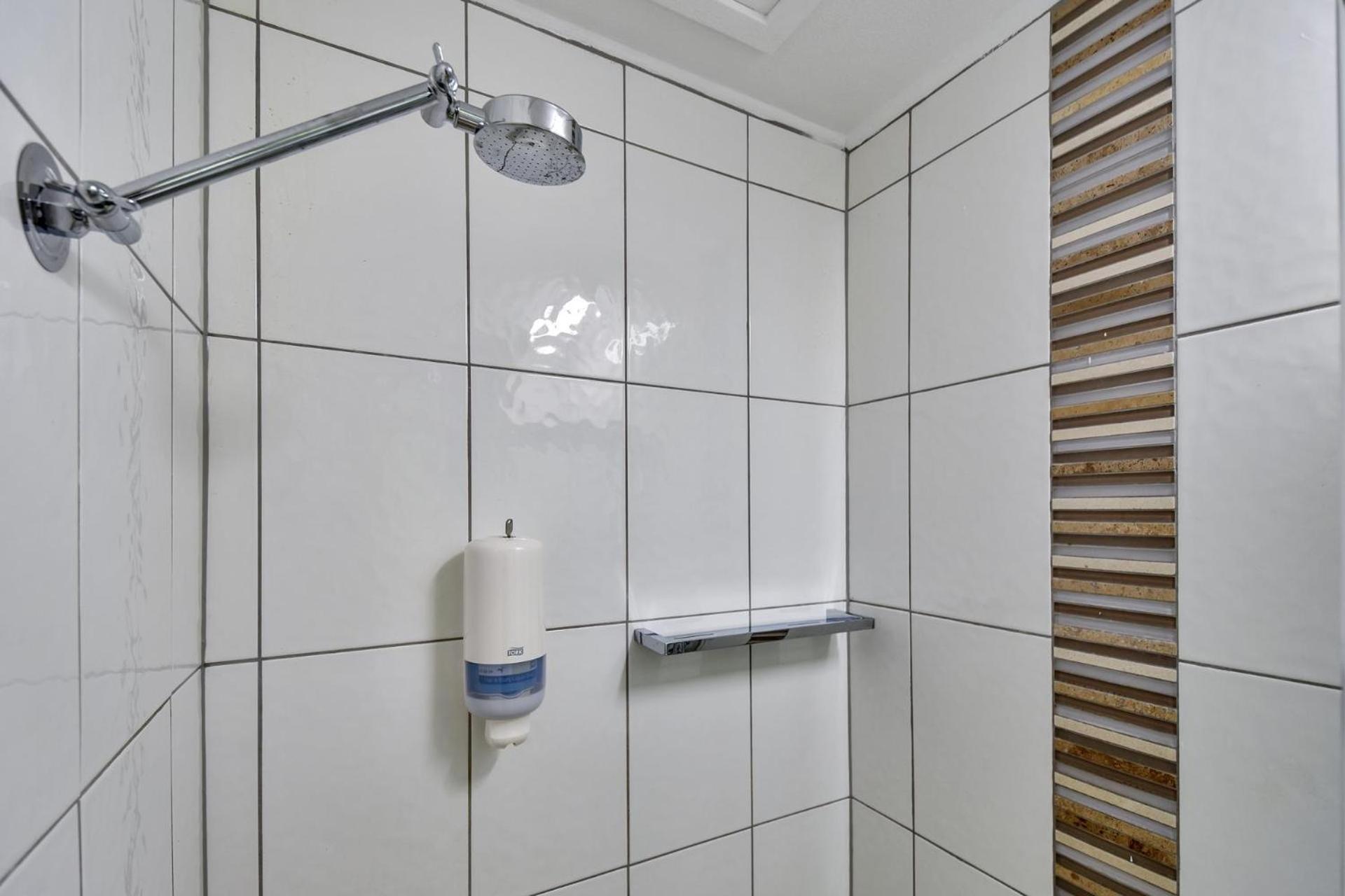 Hotel Capitanos Darwin Pokoj fotografie